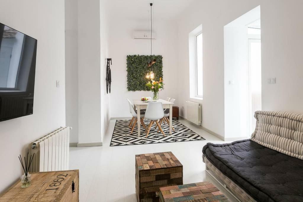 White Loft Alicante Exterior photo