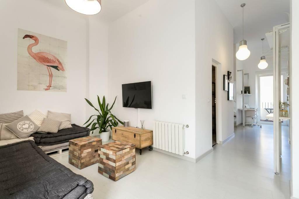 White Loft Alicante Exterior photo